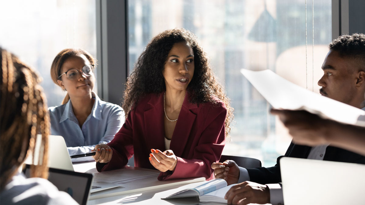 Manfaat-Mengikuti-Kursus-Manajemen-Bisnis-Online-Untuk-Meningkatkan-Skala-Usaha-Mikro-Anda